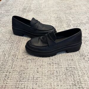 Patina Black Leather Platform Penny Loafer Lug Sole Women's Size 10